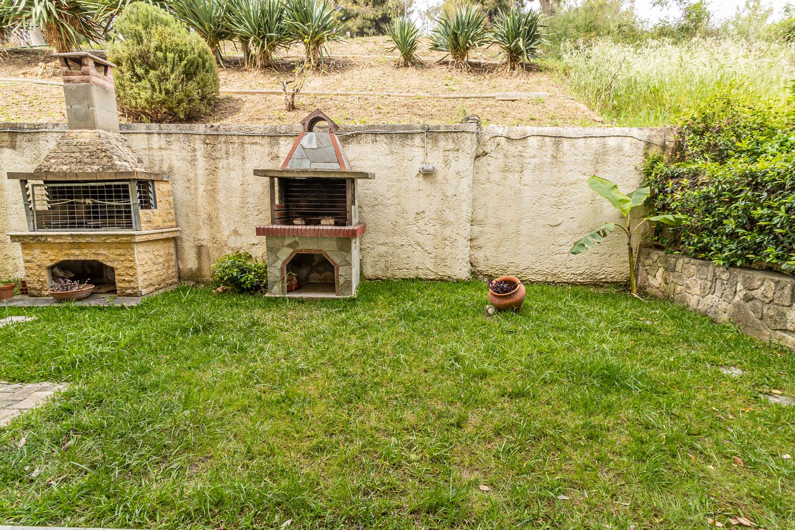 Side Image 7
