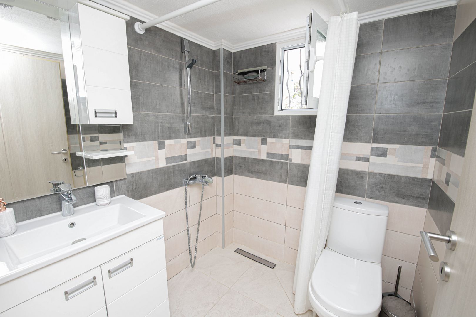 Haris Apartments - Apartment Ground Floor