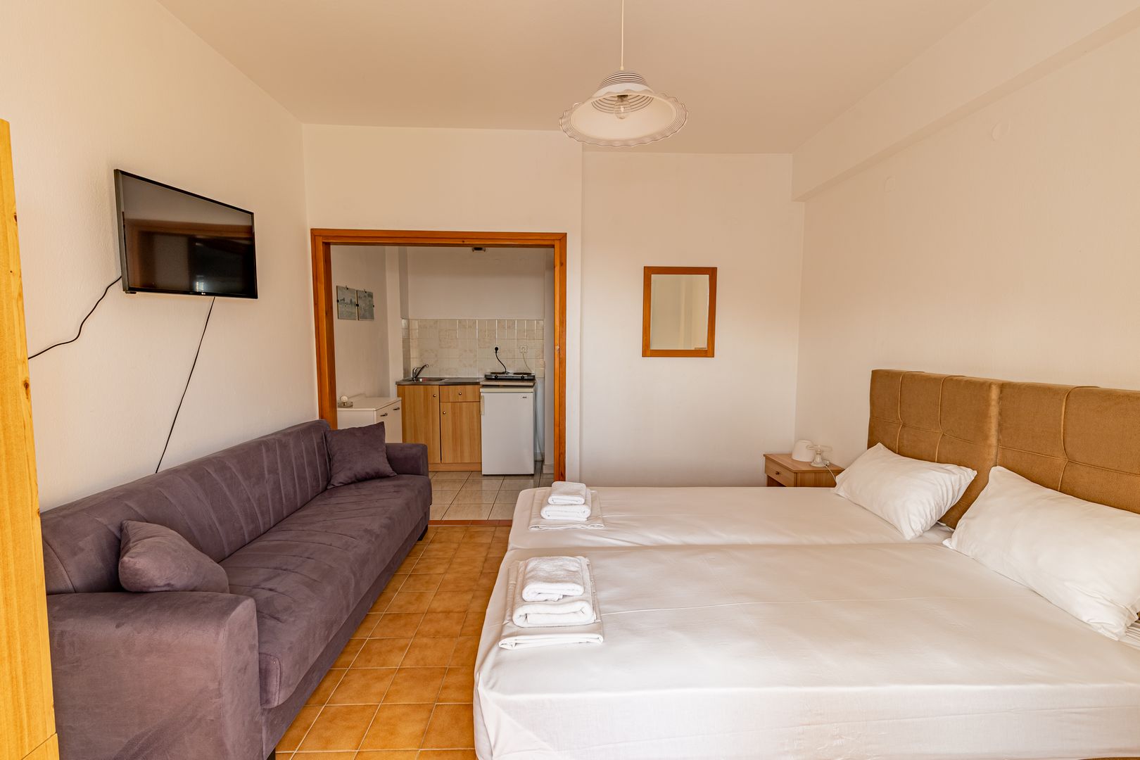 Skioni Studios - Triple room Sea View